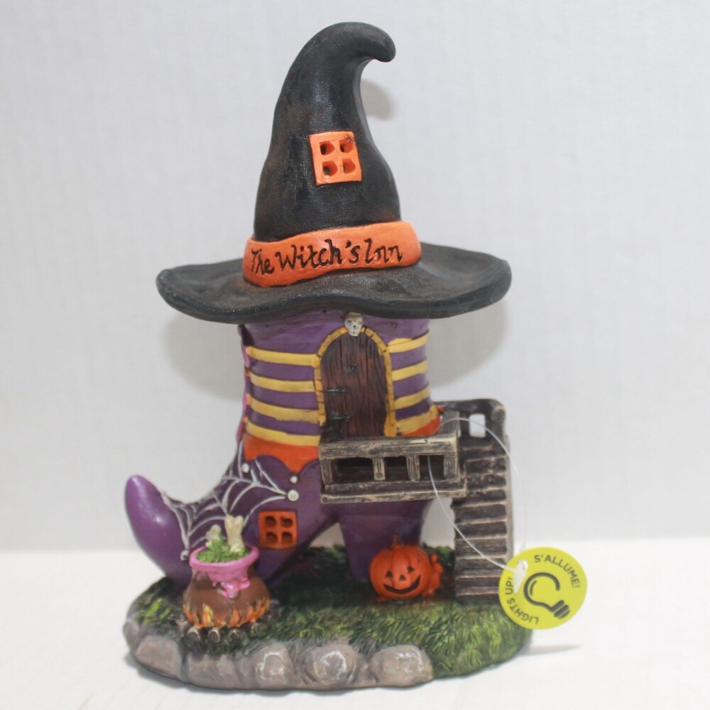 Ashland Tiny Treasures Halloween Village 7" The Witch's Inn Boot House Lighted
